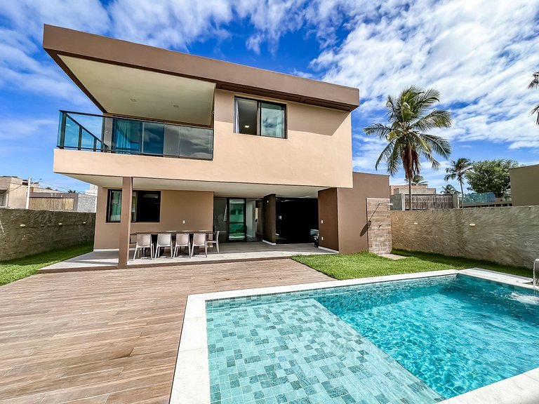 Casa com 4 suítes, piscina, a 20m do mar| Milagres
