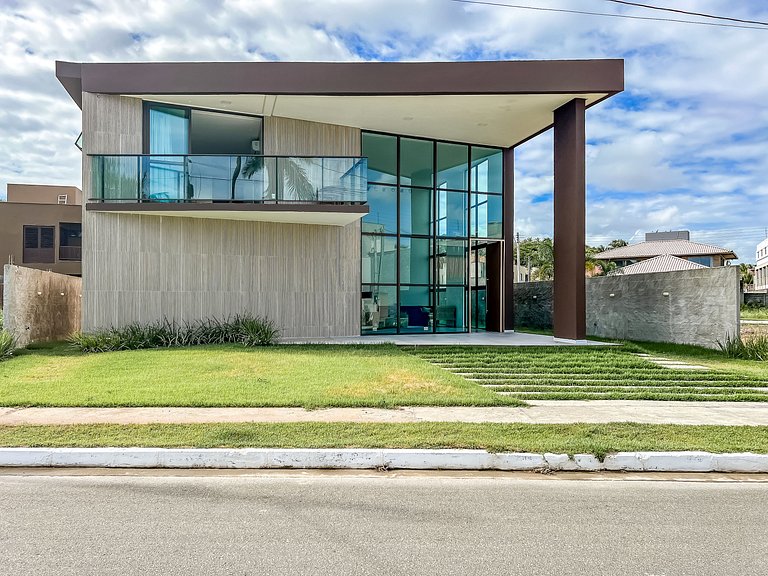 Casa com 4 suítes, piscina, a 20m do mar| Milagres