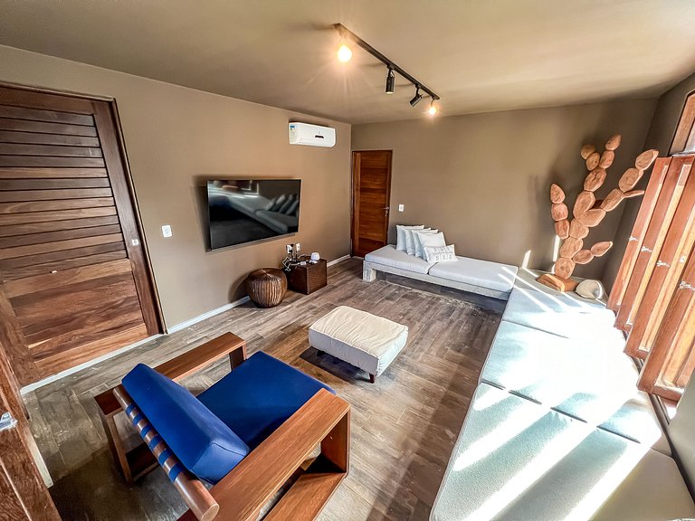 Casa com Ofurô, Piscina Aquecida e Cozinheira