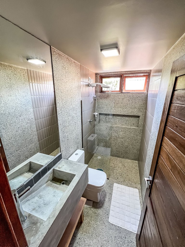 Casa com Ofurô, Piscina Aquecida e Cozinheira