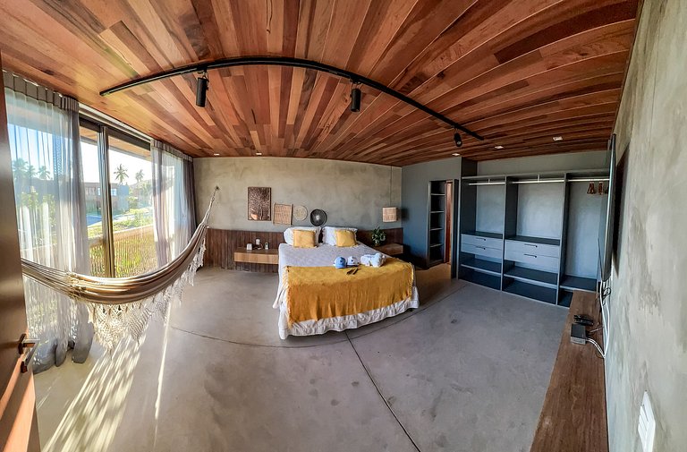 Casa com piscina aquecida, cozinheira, 30m do mar