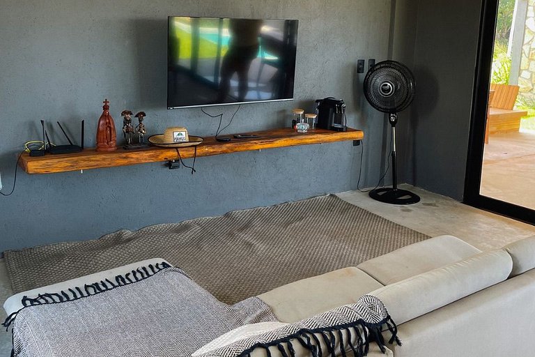 Casa em Milagres| 3 suítes, área gourmet, piscina