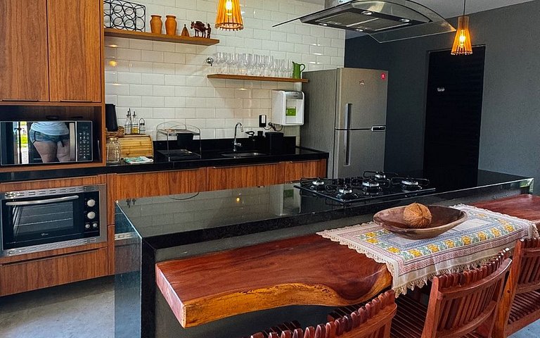 Casa em Milagres| 3 suítes, área gourmet, piscina