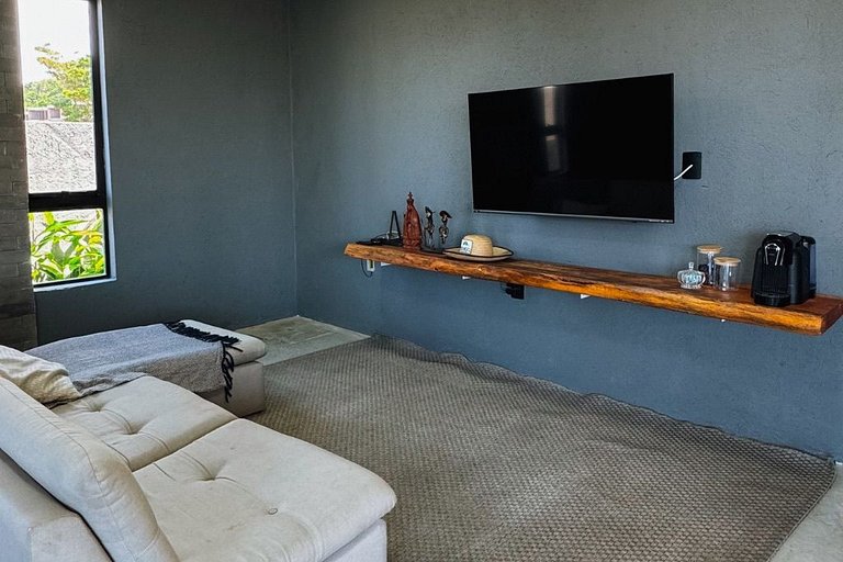 Casa em Milagres| 3 suítes, área gourmet, piscina
