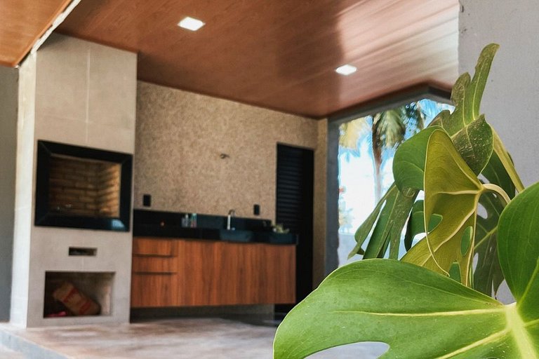 Casa em Milagres| 3 suítes, área gourmet, piscina