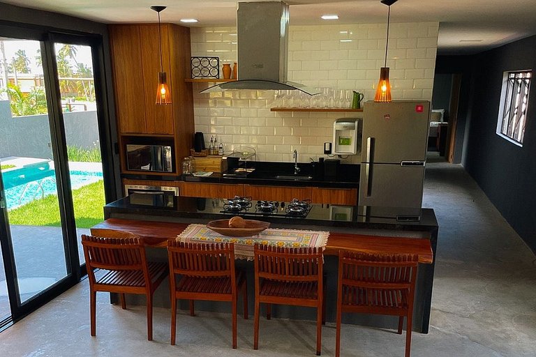 Casa em Milagres| 3 suítes, área gourmet, piscina