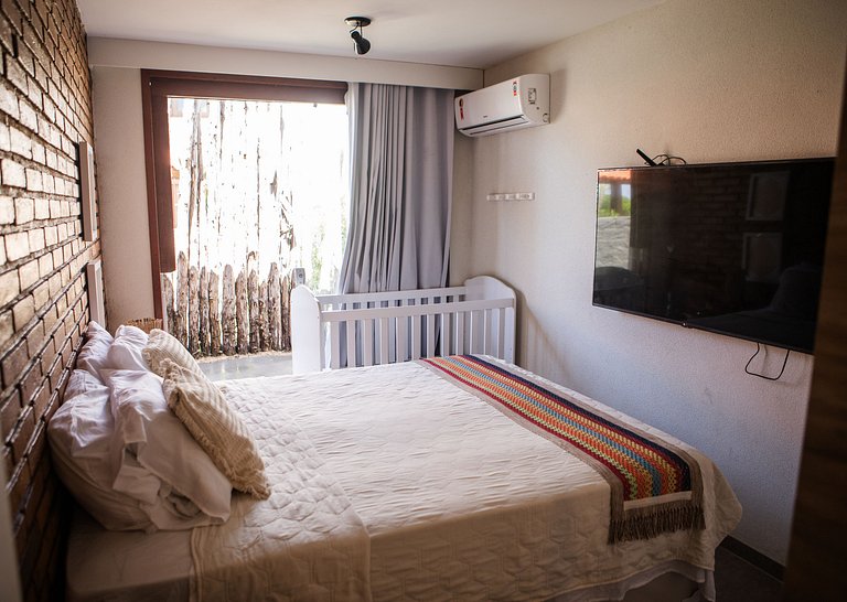 Casa com 5 suítes, sauna, piscina e área gourmet