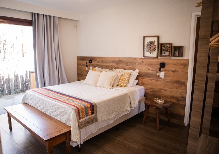 Casa com 5 suítes, sauna, piscina e área gourmet