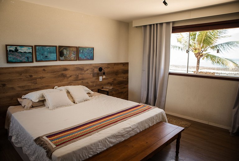 Casa com 5 suítes, sauna, piscina e área gourmet