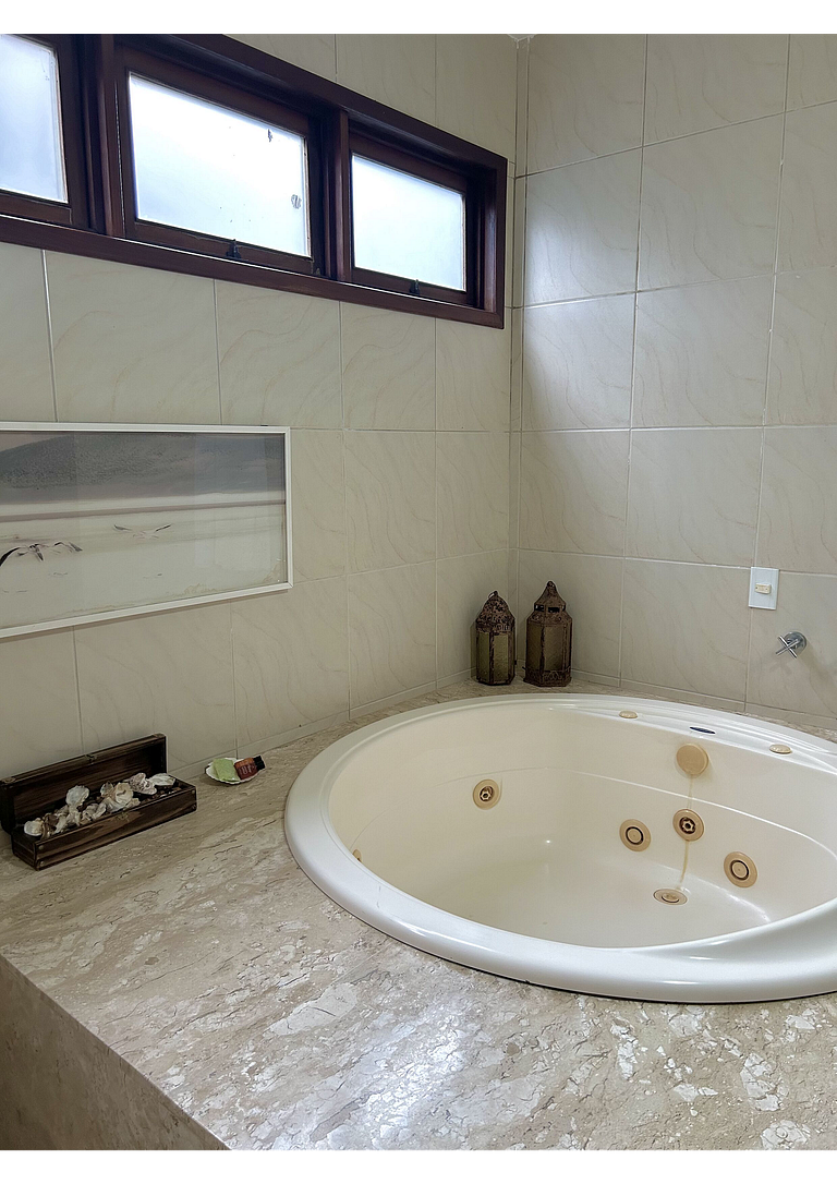 Casa Ilha| beira mar, piscina aquecida, 4 suítes