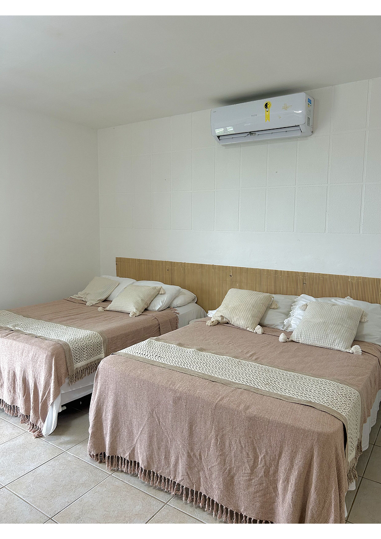 Casa Ilha| beira mar, piscina aquecida, 4 suítes