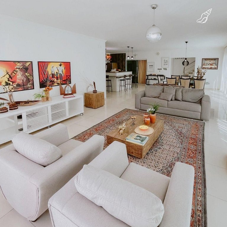 Casa com Piscina | Cond. de Luxo Perto do Mar