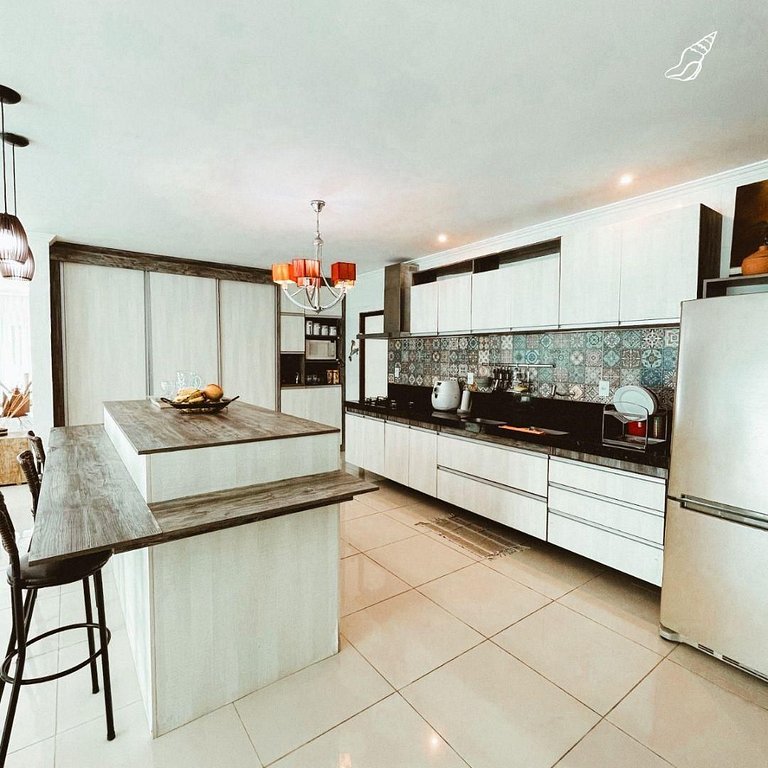 Casa com Piscina | Cond. de Luxo Perto do Mar
