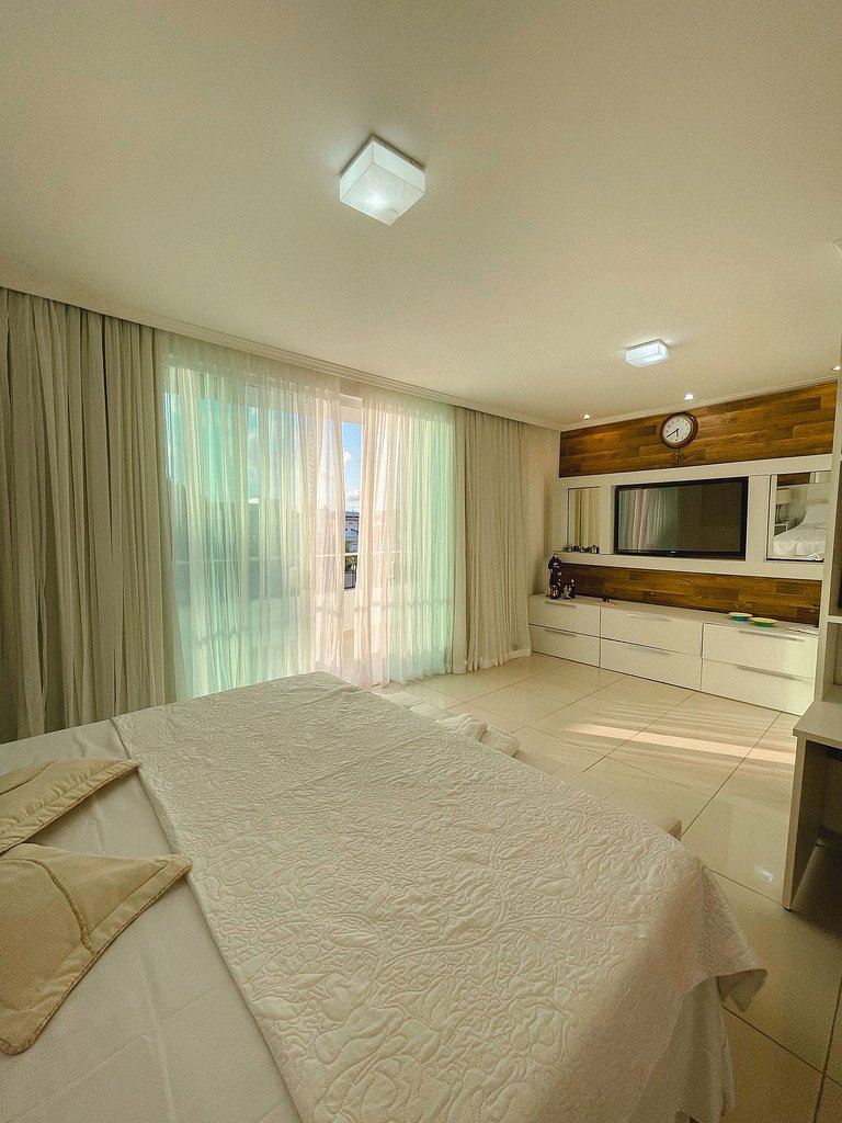 Casa com Piscina | Cond. de Luxo Perto do Mar