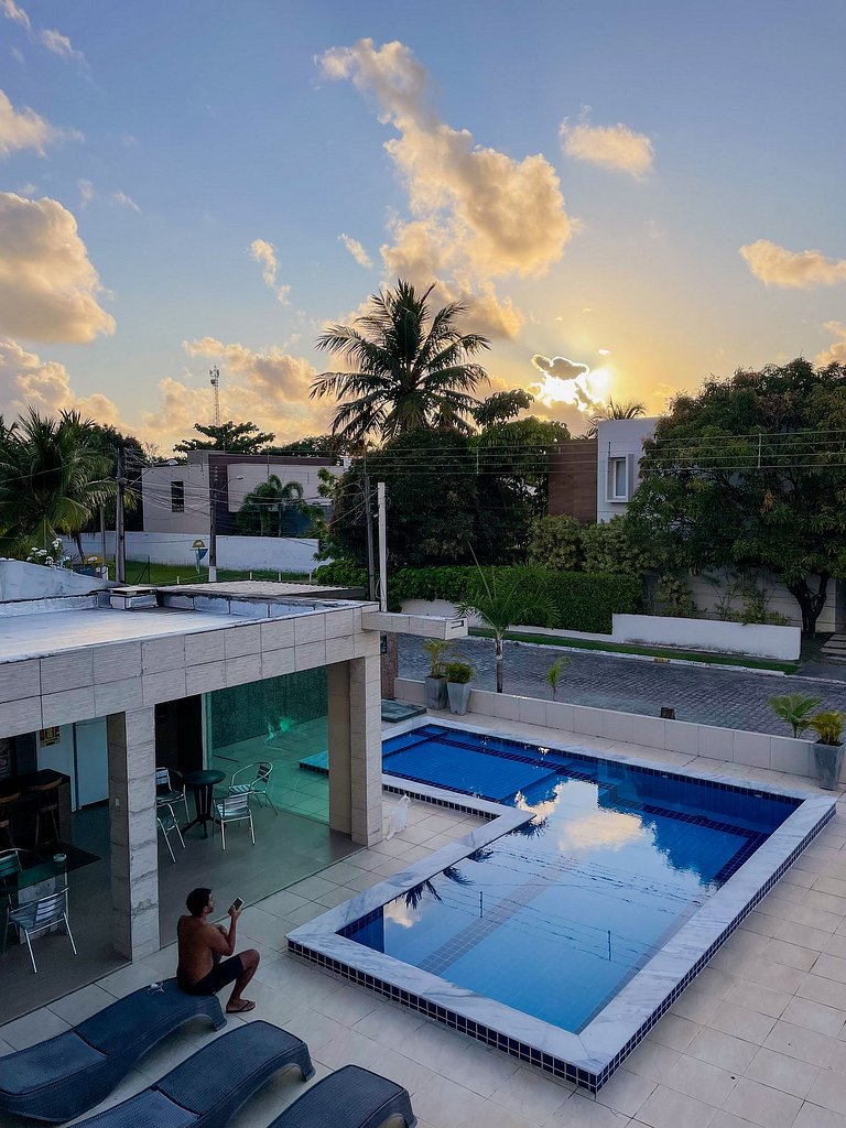 Casa com Piscina | Cond. de Luxo Perto do Mar