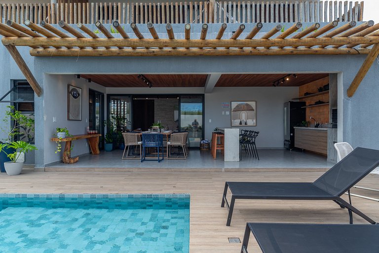 Casa Vista Mar de Luxo com Serviços Inclusos