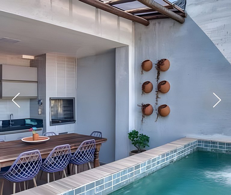 Triplex com piscina | 60m da Praia do Marceneiro