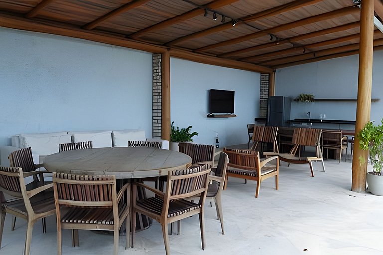 Casa Bruma |Pé na areia, encontro do rio com o mar