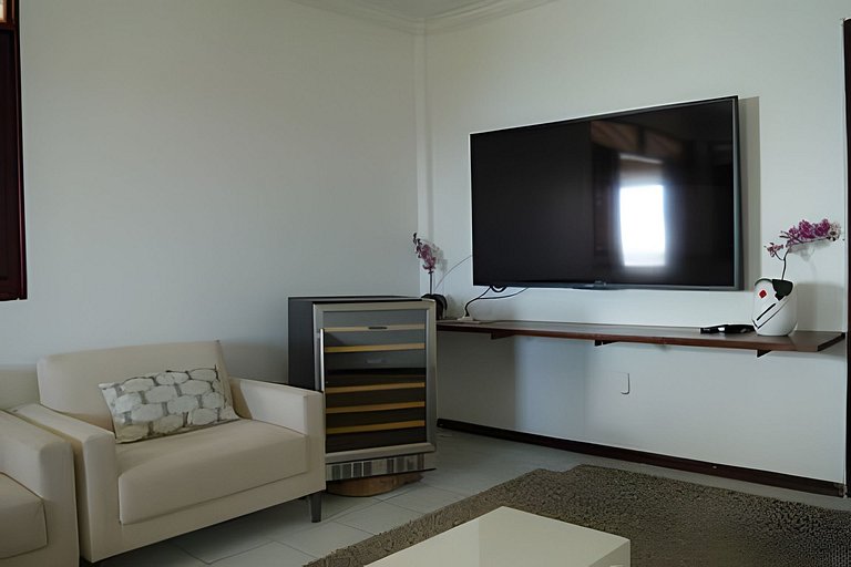 Casa Bruma |Pé na areia, encontro do rio com o mar