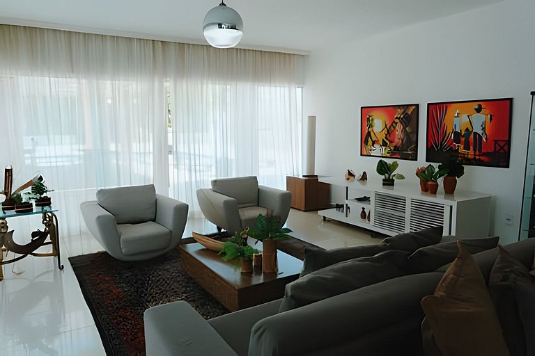 Casa com Piscina | Cond. de Luxo Perto do Mar