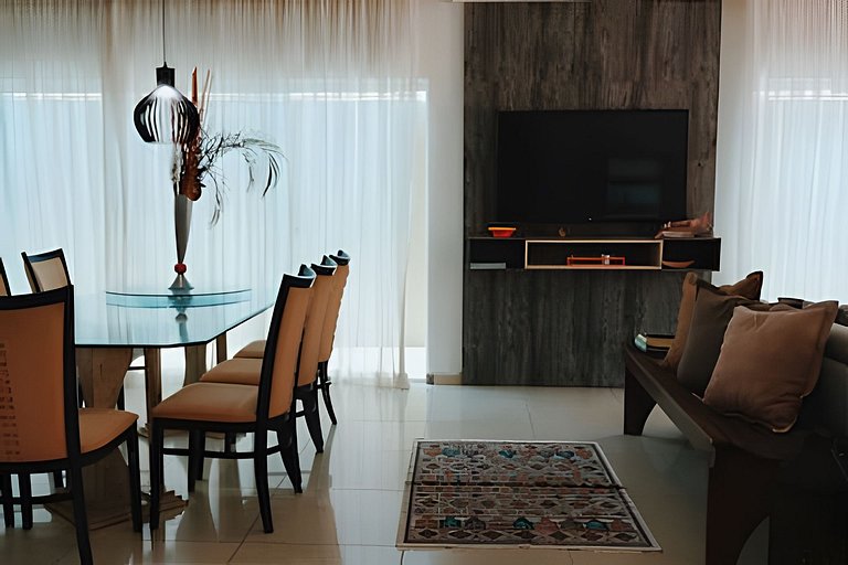 Casa com Piscina | Cond. de Luxo Perto do Mar