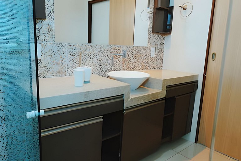 Casa com Piscina | Cond. de Luxo Perto do Mar