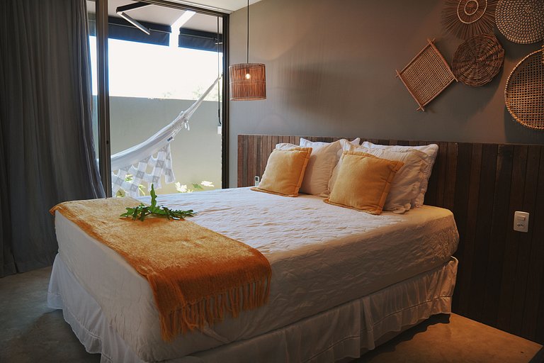 Casa com piscina aquecida, cozinheira, 30m do mar