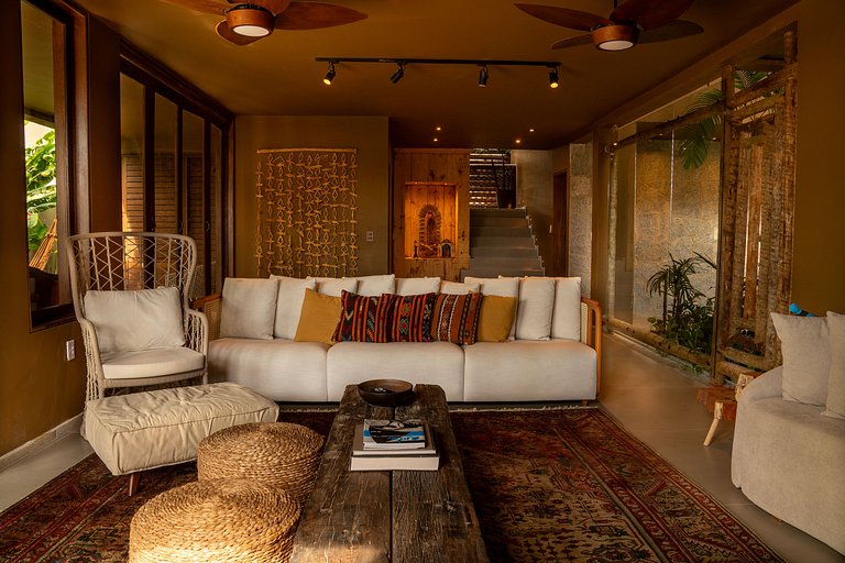 Casa com Ofurô, Piscina Aquecida e Cozinheira