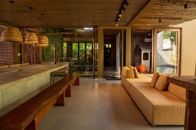 Casa com Ofurô, Piscina Aquecida e Cozinheira