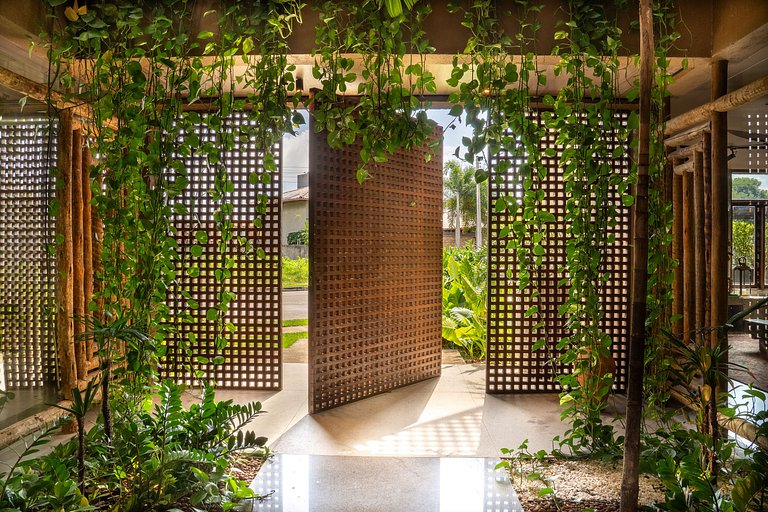 Casa com Ofurô, Piscina Aquecida e Cozinheira