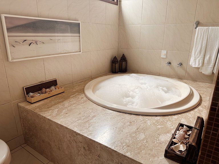 Casa Ilha| beira mar, piscina aquecida, 4 suítes