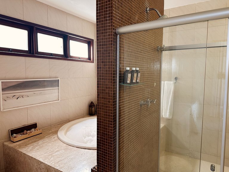 Casa Ilha| beira mar, piscina aquecida, 4 suítes