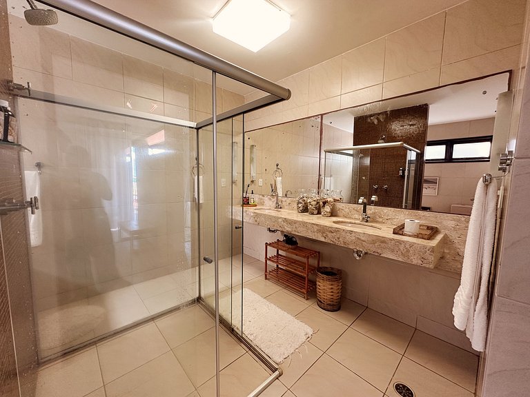 Casa Ilha| beira mar, piscina aquecida, 4 suítes