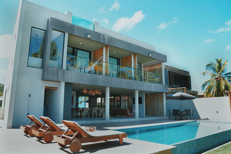 Casa Waua | PÉ NA AREIA, rooftop, borda infinita