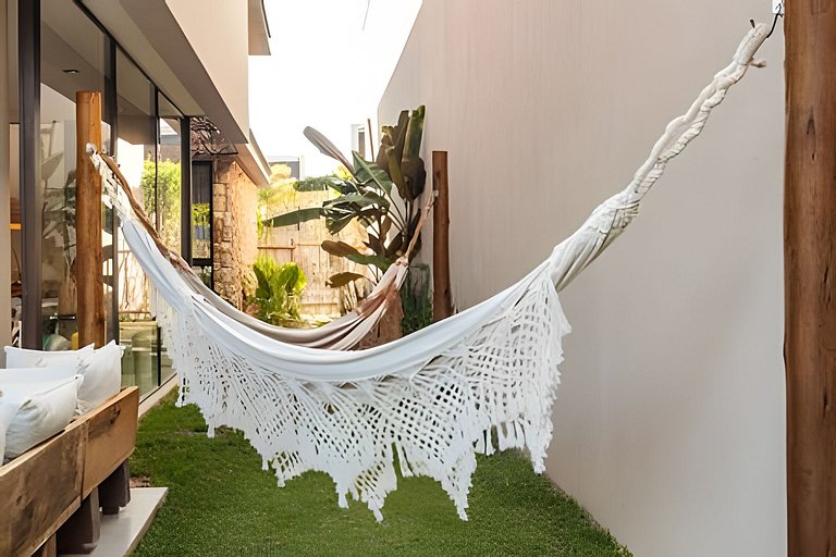 Casa Serena | 5 suítes, Vista mar, Piscina e hidro