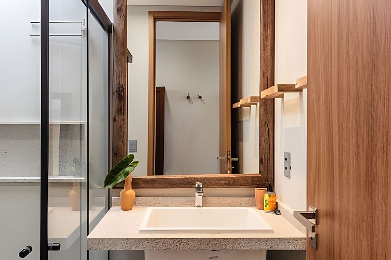 Casa Serena | 5 suítes, Vista mar, Piscina e hidro