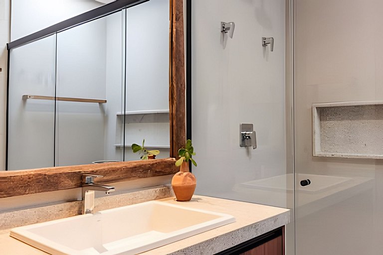 Casa Serena | 5 suítes, Vista mar, Piscina e hidro