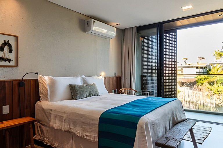 Casa Serena | 5 suítes, Vista mar, Piscina e hidro