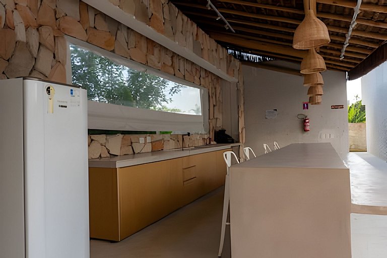 Piscina, área gourmet e academia | 500m da Praia