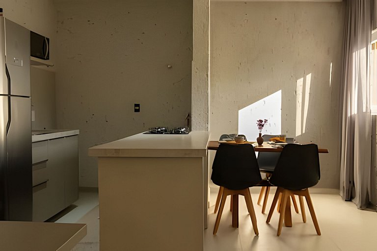 Piscina, área gourmet e academia | 500m da Praia