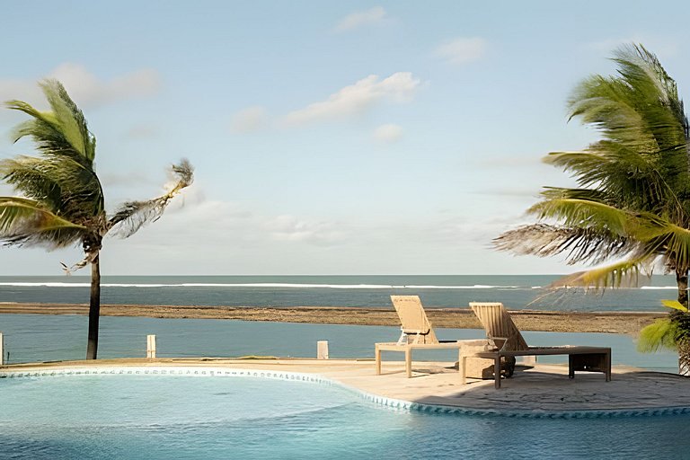 Mansão pé na areia, 10 suítes e piscina aquecida