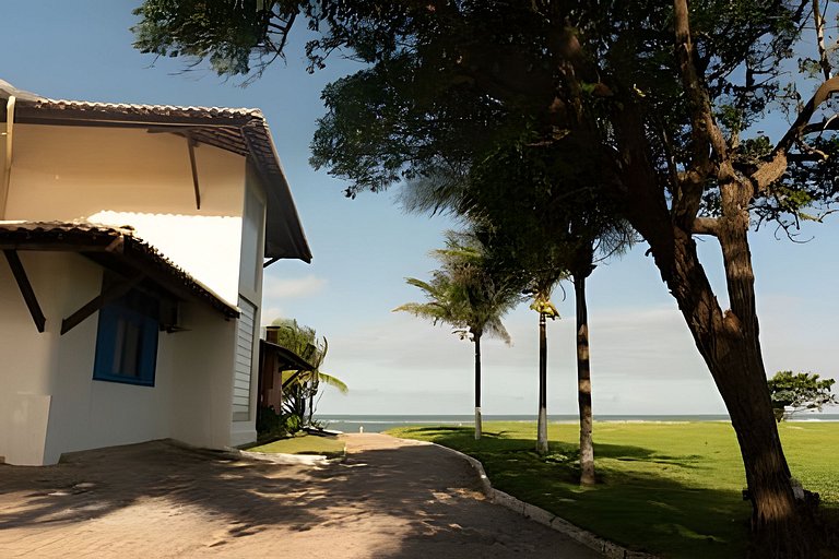Mansão pé na areia, 10 suítes e piscina aquecida
