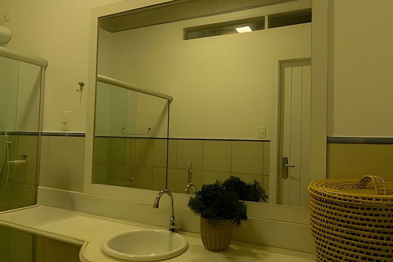 Mansão pé na areia, 10 suítes e piscina aquecida